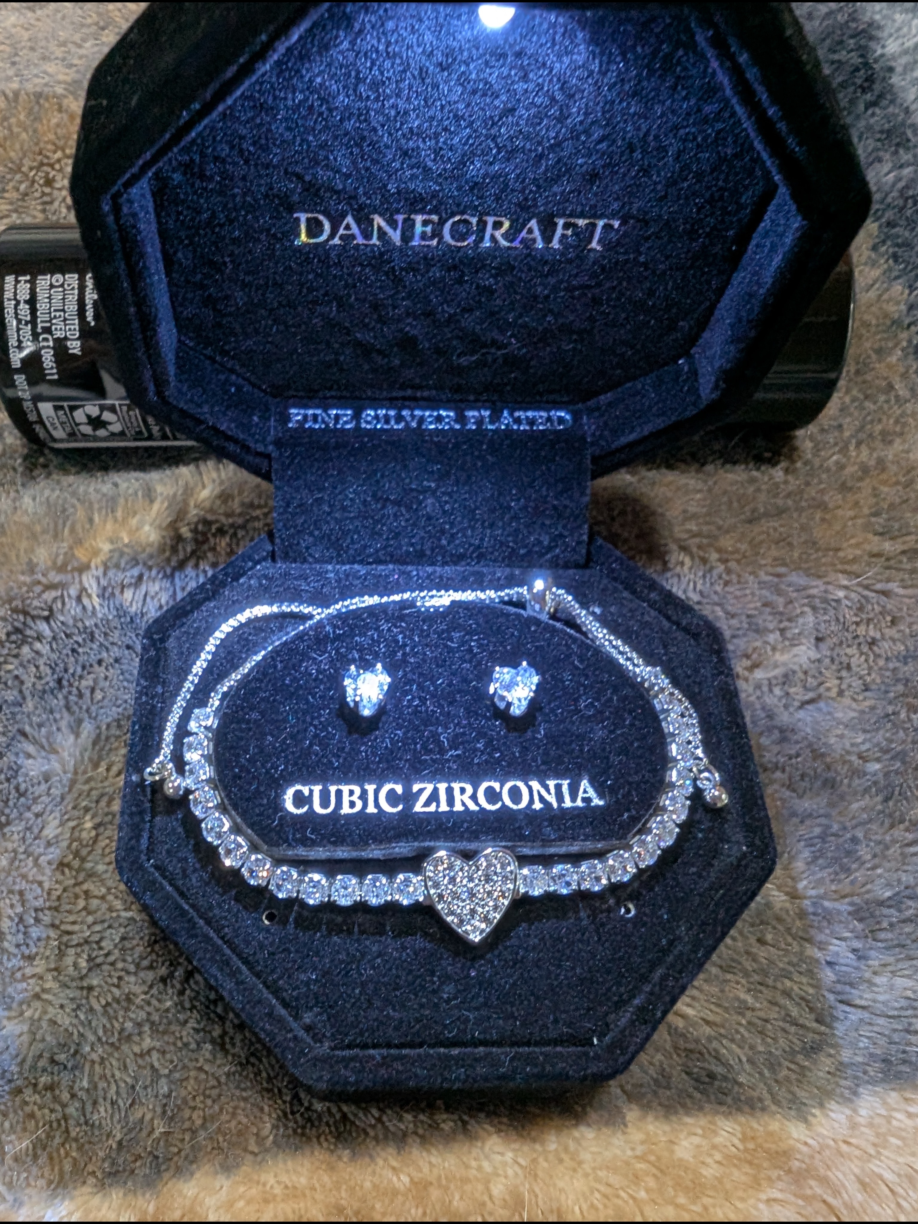 Sterling Silver Cubic Zirconia Heart Stud Earrings Bracelet Set 25$